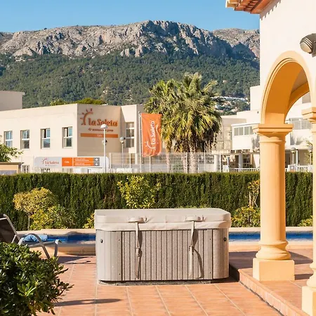 Roig Villa